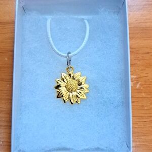 Yellow Gold Sunflower Necklace